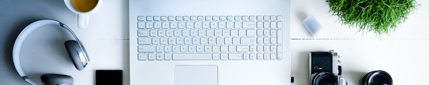 computer-gdbc0f5397_1280