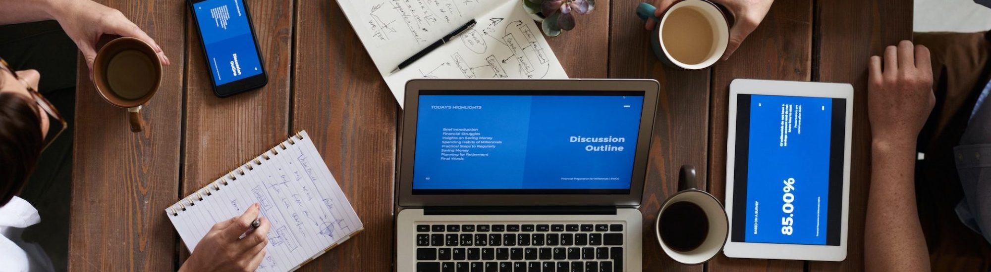 pexels-fauxels-3183165