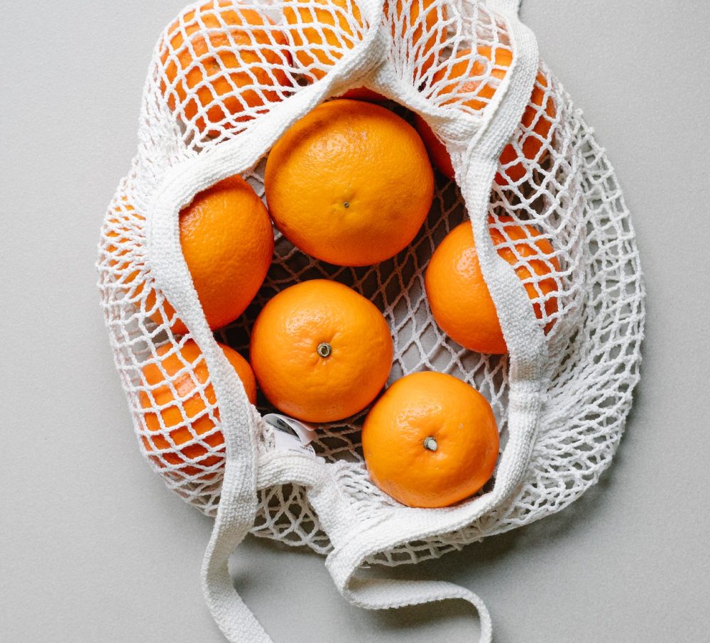 pexels-sarah-chai-7262994